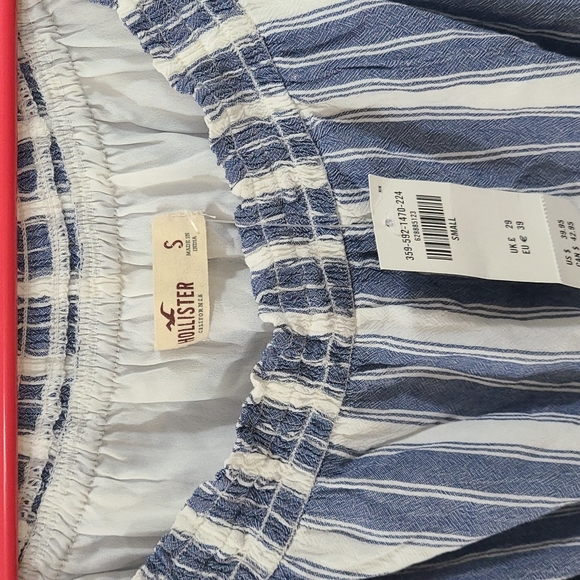 Hollister Romper - Picture 2 of 4